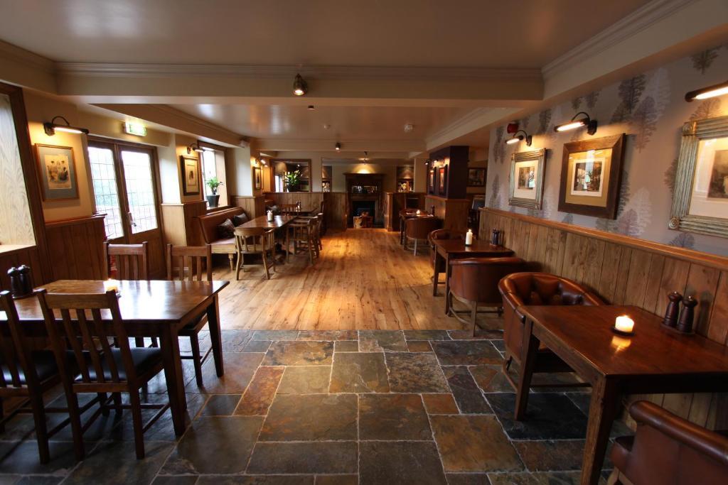 Готель The Bear'S Paw Warmingham Екстер'єр фото The interior of the pub